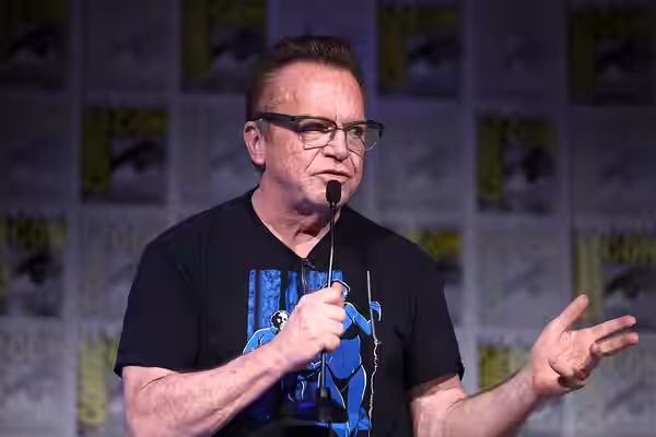 Tom Arnold speaking at the 2023 San Diego Comic Con International, for "Underdeveloped", at the San Diego Convention Center in San Diego, California. Please att