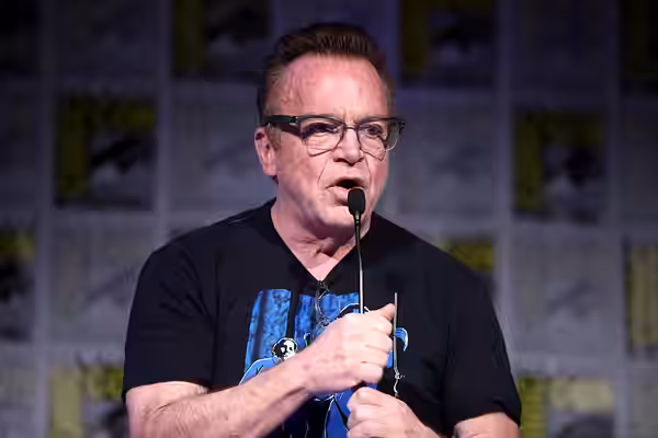 Tom Arnold speaking at the 2023 San Diego Comic Con International, for "Underdeveloped", at the San Diego Convention Center in San Diego, California. Please att