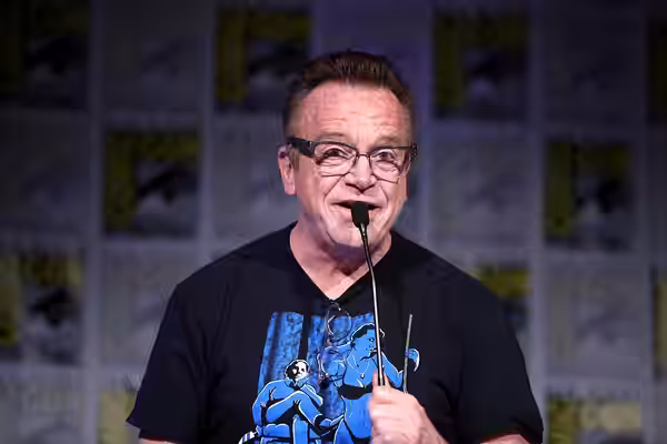 Tom Arnold speaking at the 2023 San Diego Comic Con International, for "Underdeveloped", at the San Diego Convention Center in San Diego, California. Please att