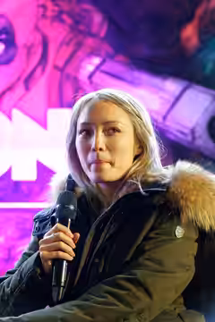 2018 - Day 1 - Comiccon Brussels Pom Klementieff(USA) WOW! Comic Con Newsflash! We're so excited to announce our next guest. We've went to the end of the galaxy
