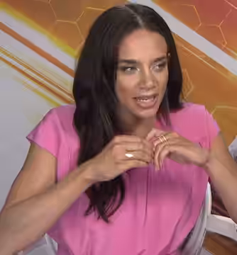 Who’s real name is Nicole? Who won an Orange County beauty pageant? And who’s a vegan? Watch Ant-Man And The Wasp stars Paul Rudd, Evangeline Lilly, Hannah John (2018)