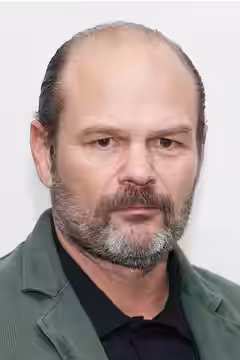 Chris Bauer