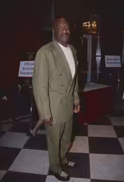 Photos by Patrick McMullan Delroy Lindo, The 59th Annual Peabody Awards The Waldorf=Astoria May 22, 2000 (2015)