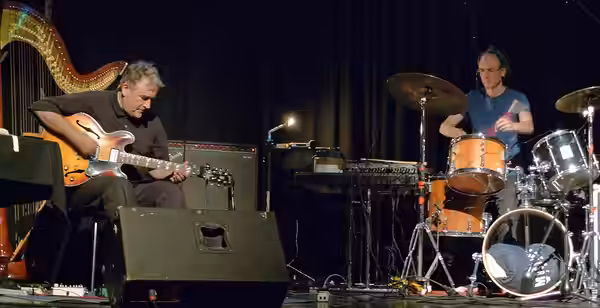 Fred Frith (left) and Chris Cutler performing at the Music Unlimited 23 festival in Wels, Austria on 2009-11-08.