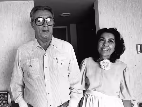 Famous actor Robert Mitchum arrived in Israel.He will stay at the Tel Aviv Hilton Hotel. Mitchum will star in The Ambassador film.