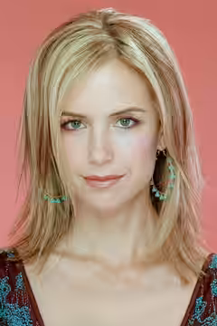 Kelly Preston