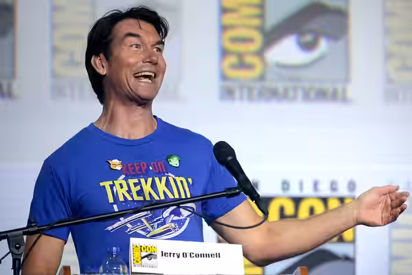 Jerry O'Connell speaking at the 2019 San Diego Comic Con International, for "Star Trek: Lower Decks", at the San Diego Convention Center in San Diego, Californi