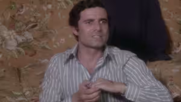 Scena dal film Amore mio spogliati... che poi ti spiego! (1975)