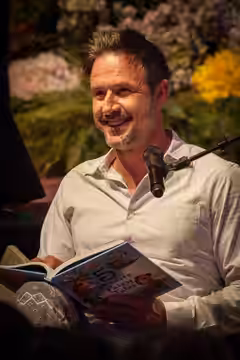 David Arquette - Disney Social Media Moms Conference - Disney Junior Morning (2014)