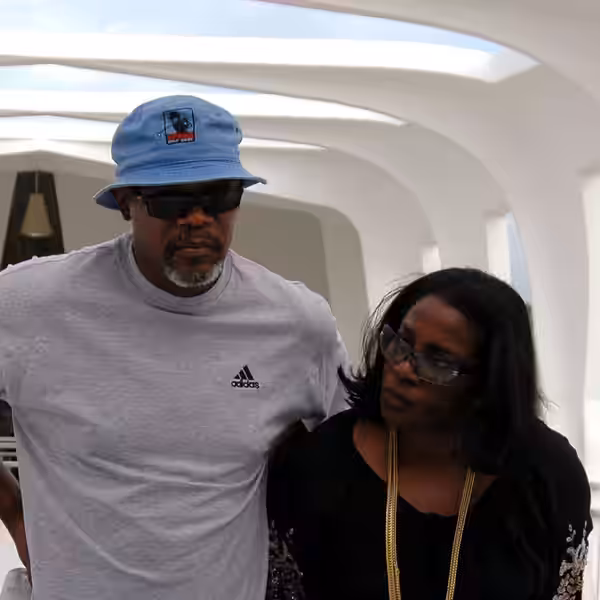 051105-N-5539C-003 Pearl Harbor, Hawaii (Nov. 5, 2005) - Actor Samuel L. Jackson and his wife LaTanya during a tour of Naval Station Pearl Harbor. The actor was (2011)