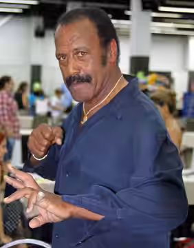 Fred Williamson at Florida Supercon in June 2010.