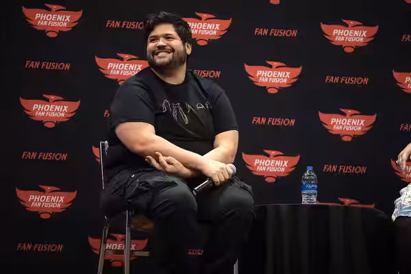 Harvey Guillen speaking with attendees at the 2022 Phoenix Fan Fusion at the Phoenix Convention Center in Phoenix, Arizona. Please attribute to Gage Skidmore if