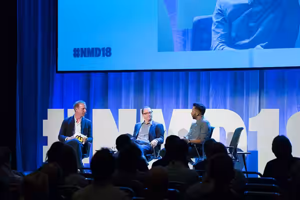 Med Hrishikesh Hirway, Joshua Malina, Torbjørn Røe Isaksen. Moderator: Eirik Bergesen. (2018)