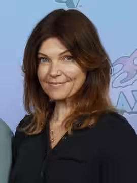 Nicole De Boer