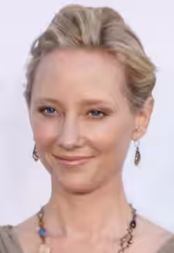 Anne Heche at a Lifetime Achievement Award ceremony for Al Pacino. (2007)