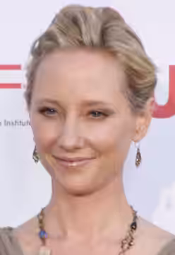 Anne Heche at a Lifetime Achievement Award ceremony for Al Pacino. (2007)