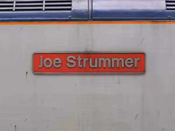 Class 47 Brush Type 4 47828 'Joe Strummer' nameplate, Darlington Bank Top 29.06.2009 P6290002