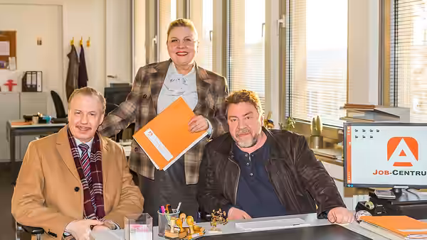Dreharbeiten zu „Schnitzel XXL“ Foto: Ludger Pistor (Rolle: Ex-Herrenausstatter Wolfgang), Armin Rohde (Rolle: Ex-Tierpfleger Günther) und Ramona Kunze-Libnow ( (2018)