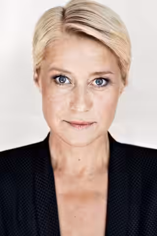 Trine Dyrholm