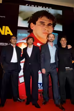 Manish Pandey (Roteiro), Asif Kapadia (Direção), James Gay-Reels (Produção), e Antônio Pinto (Trilha Sonora). (Foto: Carina Zaratin) (2010)