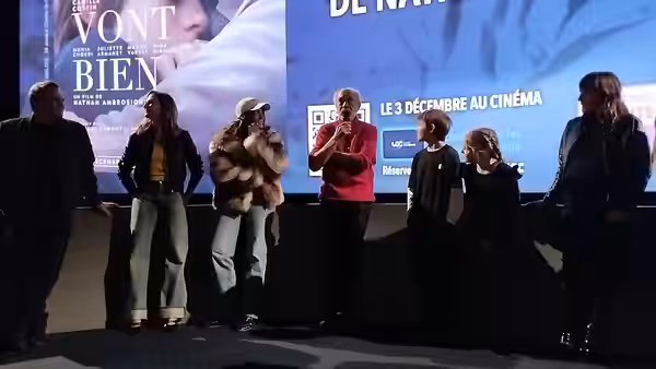 Avant-première du film "Les enfants vont bien" à l'UGC Ciné Cité Les Halles, le 18 novembre 2025: Camille Cottin, Nathan Ambrosioni, Féodor Atkine, Juliette Arm