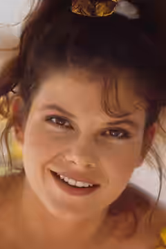 Lolita Davidovich