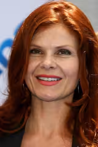 Lolita Davidovich