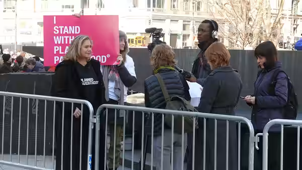 Kathleen Turner at the Planned Parenthood Rally in New York City. Find out why people were protesting from Women's eNews womensenews.org/story/the-nation/110309 (2011)