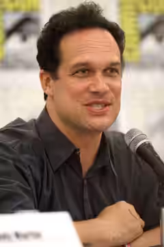 Diedrich Bader at the 2011 San Diego Comic-Con International in San Diego, California. Please attribute to Gage Skidmore if used elsewhere.
