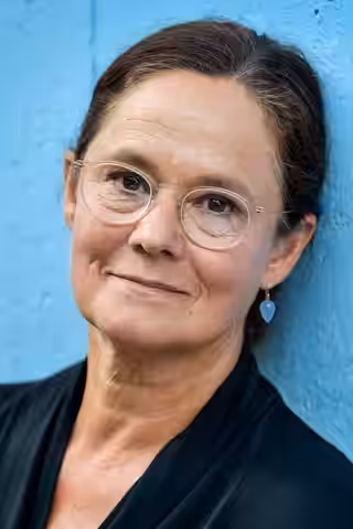 Pernilla August