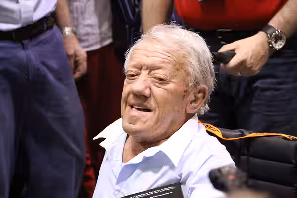 Kenny Baker at Star Wars Celebration VI (2012)