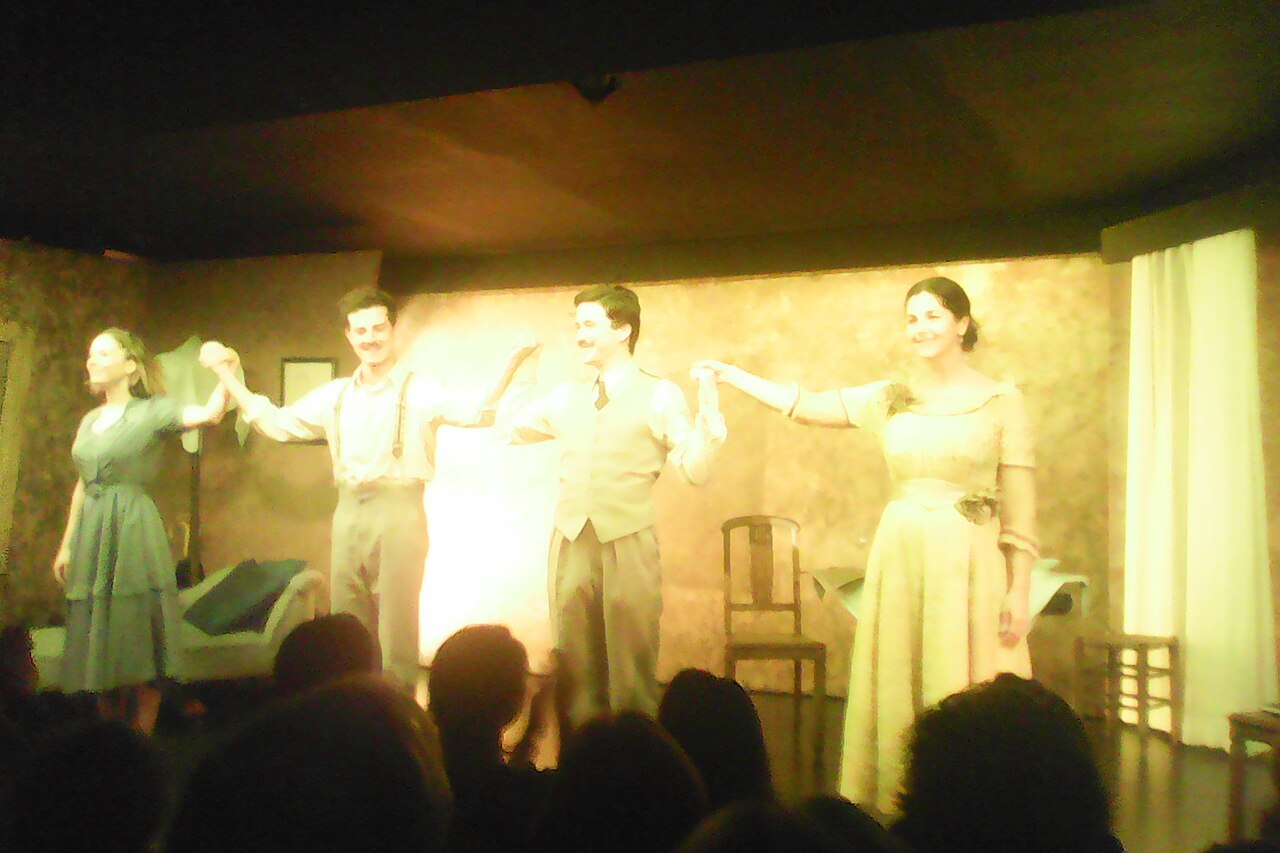 Cristiana Reali, Ophélia Kolb, Charles Templon et Félix Beaupérin, la troupe de "La Ménagerie de verre" de Tennessee Williams jouée au théâtre de Poche Montparn (2018)