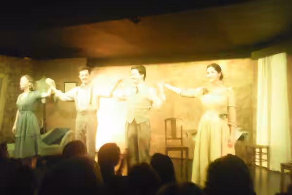 Cristiana Reali, Ophélia Kolb, Charles Templon et Félix Beaupérin, la troupe de "La Ménagerie de verre" de Tennessee Williams jouée au théâtre de Poche Montparn (2018)