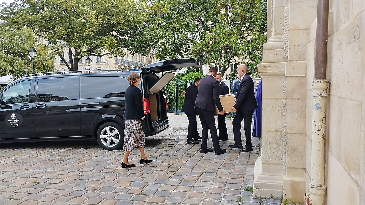 Obsèques de Laurent Tirard à l'église de Saint-Germain-des-Prés. (2024)