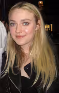 Dakota Fanning in 2016