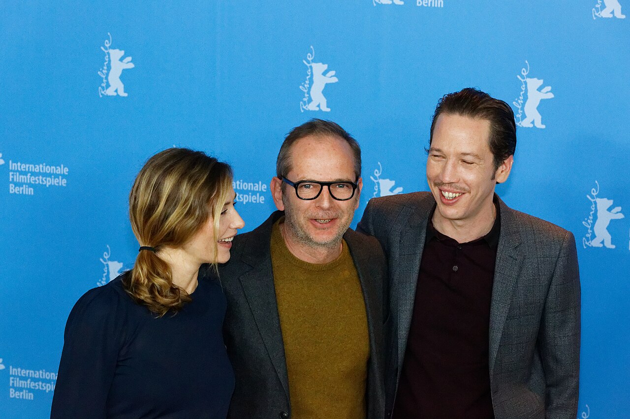 Cécile de France, Étienne Comar und Reda Kateb beim Photo Call zu Django bei der Berlinale 2017