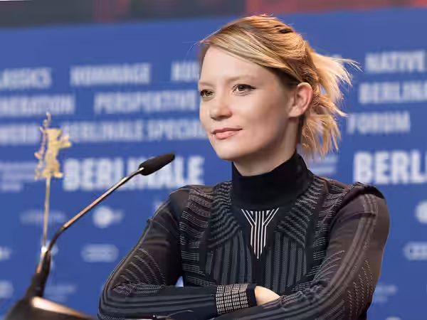 Mia Wasikowska at Press conference of Damsel, Berlinale 2018