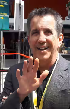 Christopher DeFaria
