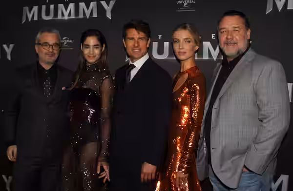 Alex Kurtzman, Sofia Boutella, Tom Cruise, Annabelle Wallis, Russell Crowe (2017)