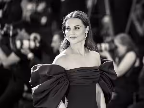 Alicia Vikander at the 2025 Venice Film Festival