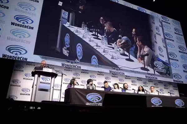 Clark Collis, Jami O'Brien, Joe Hill, Zachary Quinto, Ashleigh Cummings, Olafur Darri Olafsson, Jahkara Smith and Ebon Moss-Bachrach speaking at the 2019 Wonder