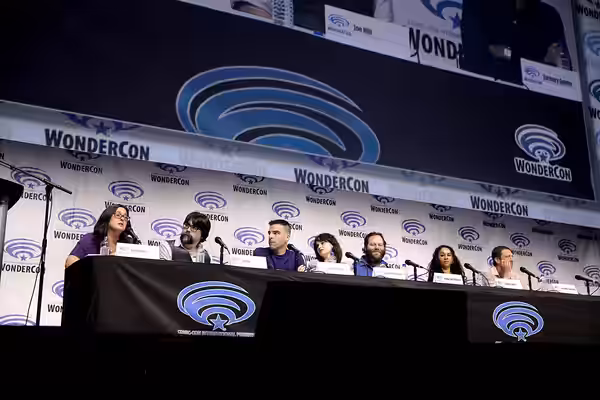 Jami O'Brien, Joe Hill, Zachary Quinto, Ashleigh Cummings, Olafur Darri Olafsson, Jahkara Smith and Ebon Moss-Bachrach speaking at the 2019 WonderCon, for "NOS4