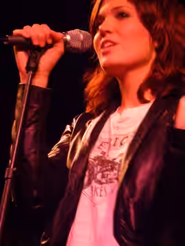 Mandy Moore performing at Joe's Pub in Manhattan, P1000456