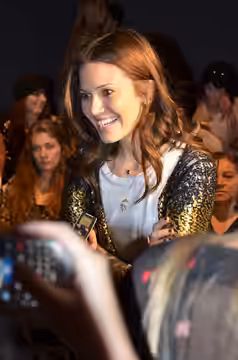 Mandy Moore at the Jenny Packham Show (2011)