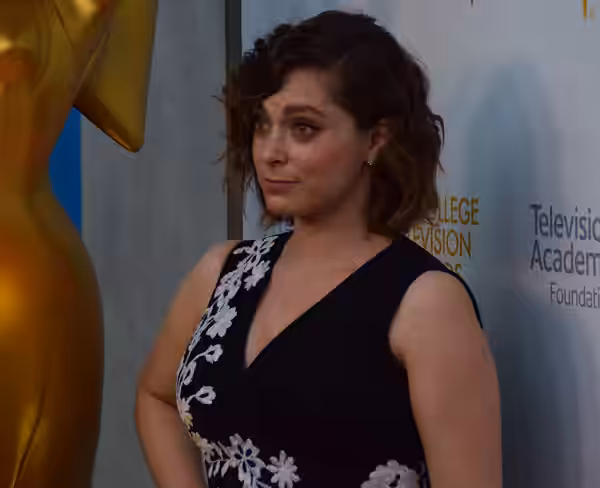 Rachel Bloom at the 37th College Television Awards Mingle Media TV and Red Carpet Report host Brian Rodda were invited to cover the 37th College Television Awar (2016)