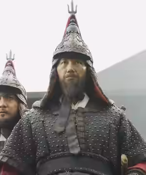 Park Hae-il as Yi Sun-sin on set of Hansan: Rising Dragon (2022)