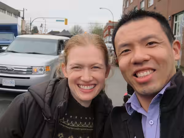 Mireille Enos &amp; fan after she filmed a scene on The Killing in March 2012