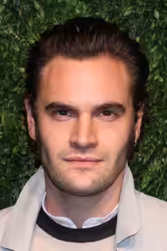 Tom Bateman