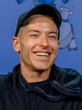 Taz Skylar at GalaxyCon Raleigh in 2025
