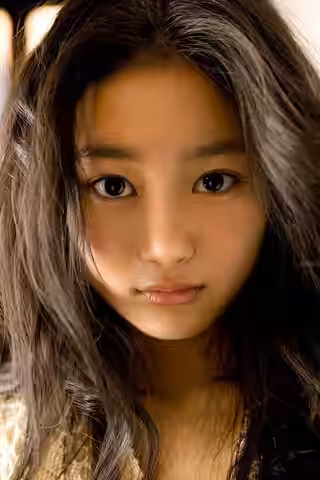 Shiori Kutsuna